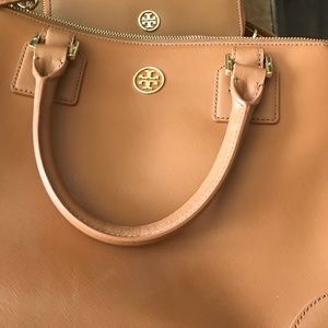 Tory Burch leather bucket bag with matching wallet used on one trip